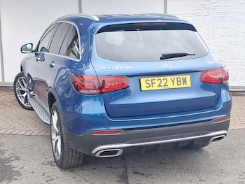 Used Mercedes-Benz GLC 2022 for sale - 77352302: Photo