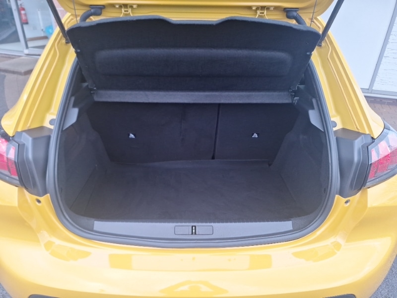 Used Peugeot 208 2020 for sale - 77108007: Photo 8