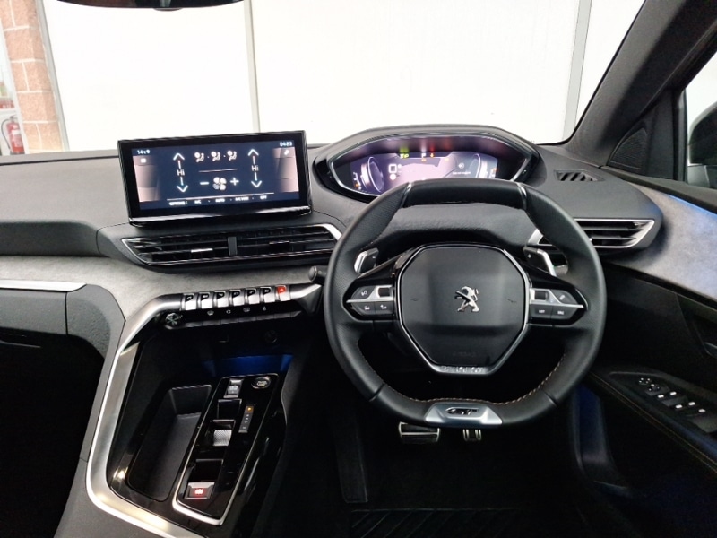 Used Peugeot 5008 2024 for sale - 76925073: Photo 2