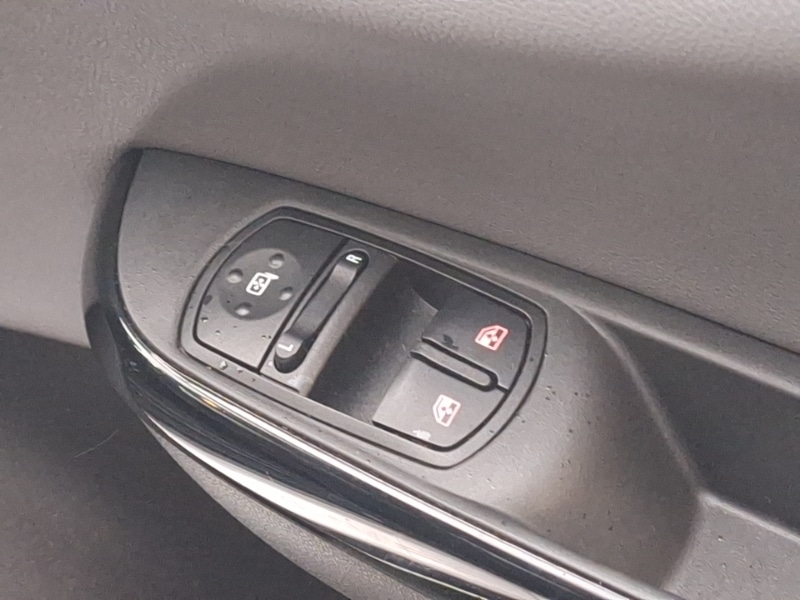 Used Vauxhall Corsa 2017 for sale - 76571621: Photo 12