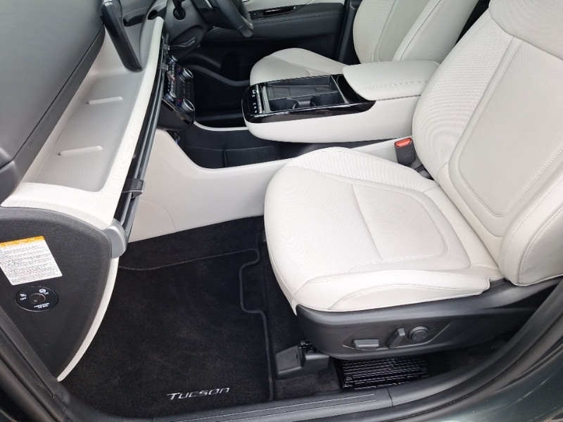 Used Hyundai TUCSON 2025 for sale - 77689837: Photo 5