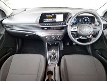 Used Hyundai i20 2024 for sale - 74433133: Photo