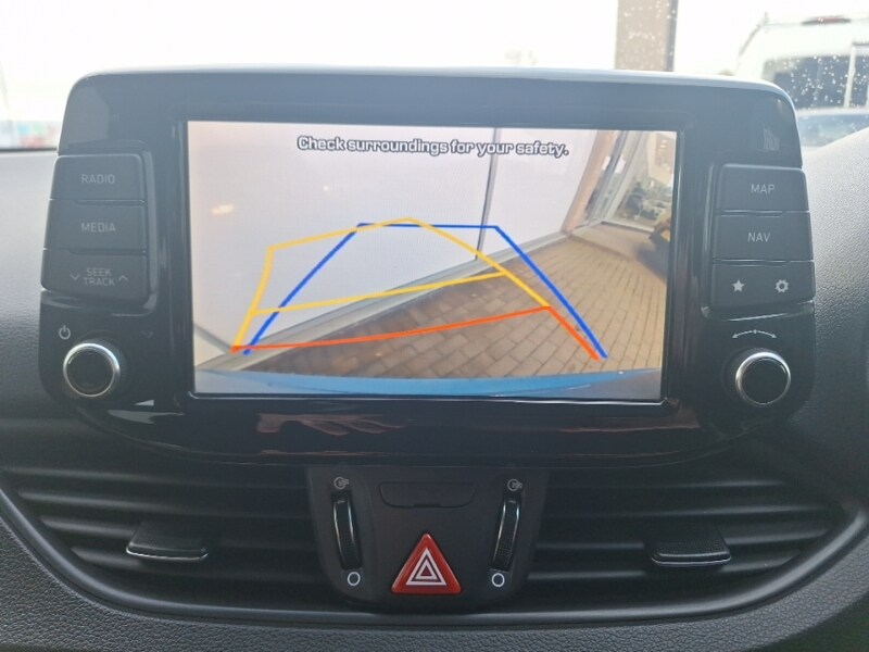 Used Hyundai i30 2017 for sale - 76556354: Photo 14