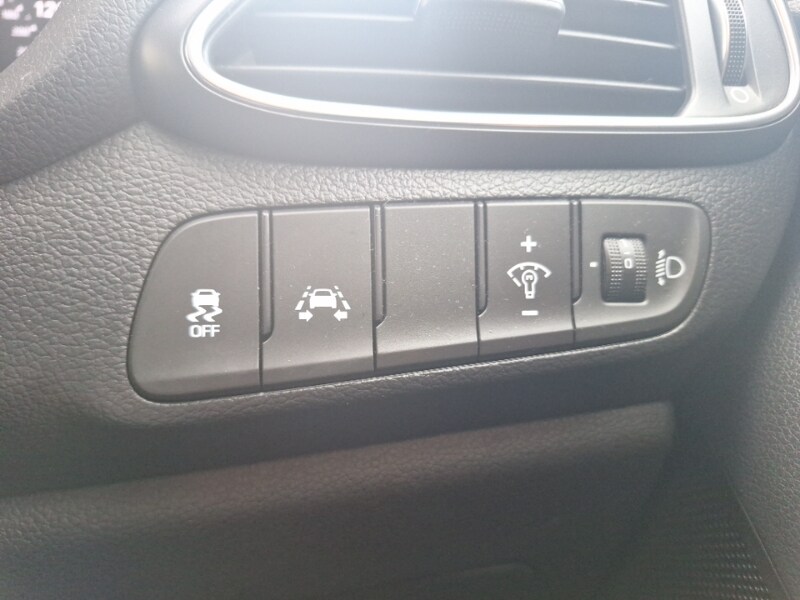 Used Hyundai i30 2017 for sale - 76556354: Photo 17