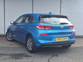 Used Hyundai i30 2017 for sale - 76556354: Photo