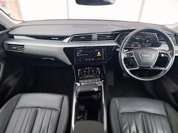 Used Audi e-tron 2020 for sale - 76639388: Photo