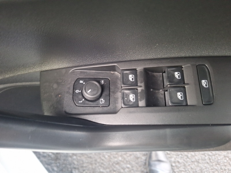 Used Volkswagen Polo 2024 for sale - 76920215: Photo 15