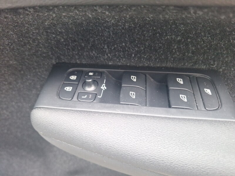 Used Volvo XC40 2020 for sale - 76275542: Photo 14