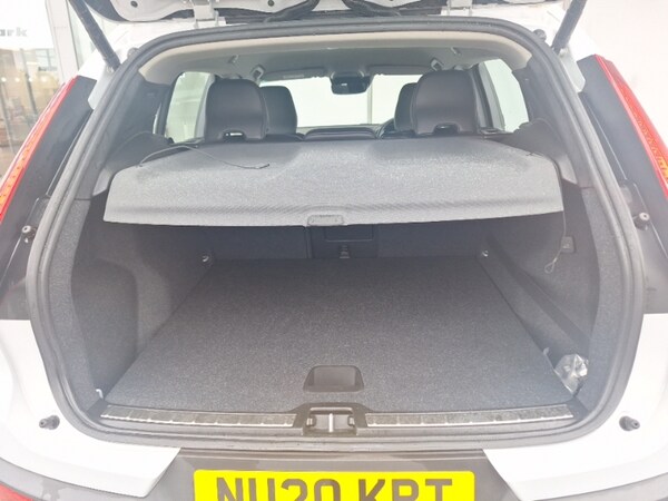 Used Volvo XC40 2020 for sale - 76275542: Photo 8