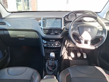 Used Peugeot 2008 2019 for sale - 77999427: Photo