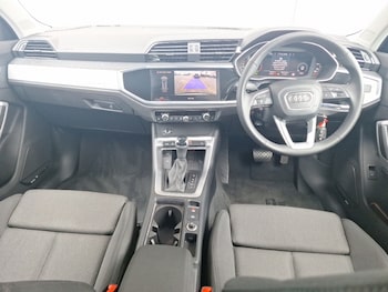 Used Audi Q3 2024 for sale - 76199125: Photo 2