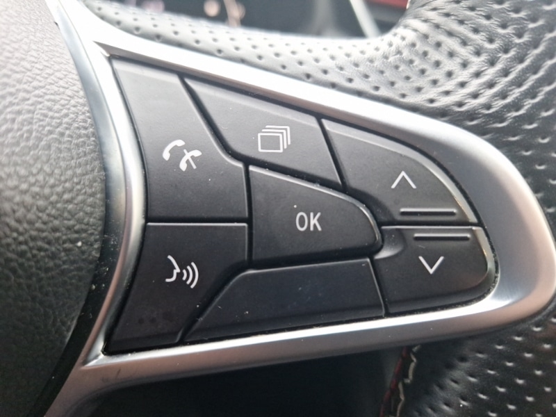 Used Renault Clio 2021 for sale - 76407970: Photo 15