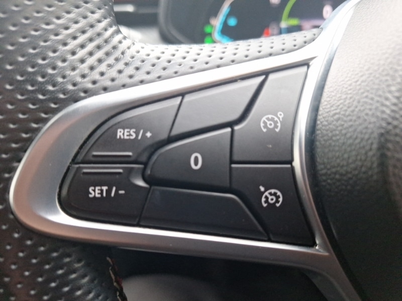 Used Renault Clio 2021 for sale - 76407970: Photo 16