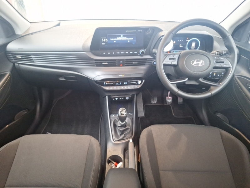 Used Hyundai i20 2025 for sale - 76543210: Photo 2