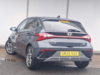 Used Hyundai i20 2025 for sale - 76543210: Photo