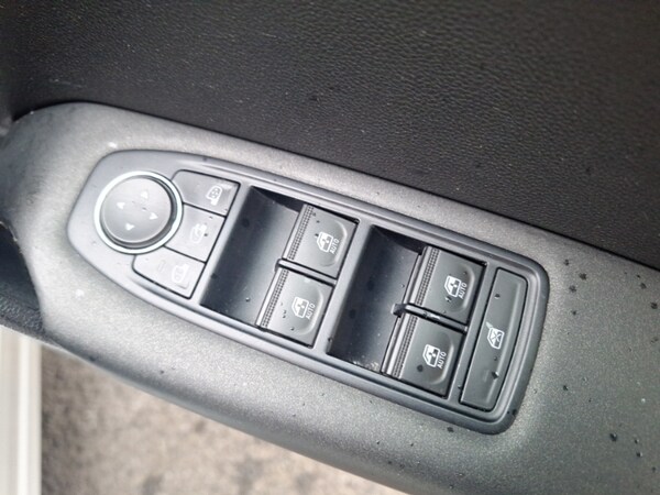 Used Renault Captur 2020 for sale - 76254620: Photo 12