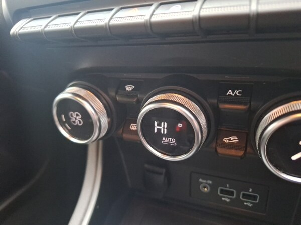 Used Renault Captur 2020 for sale - 76254620: Photo 16