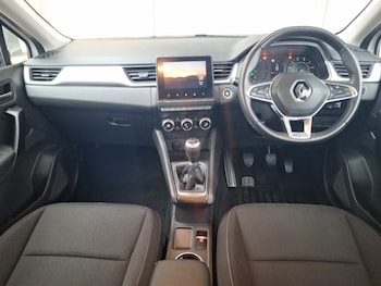 Used Renault Captur 2020 for sale - 76254620: Photo 2