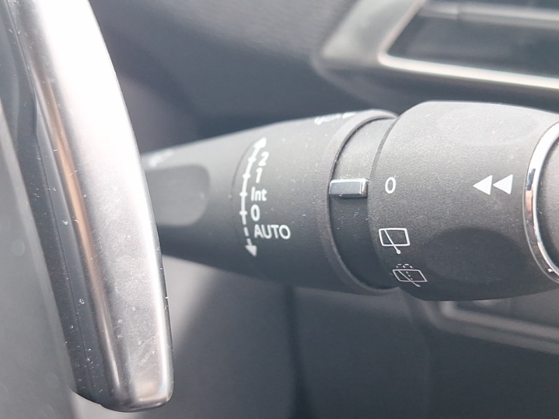 Used Peugeot 3008 2023 for sale - 76656601: Photo 17