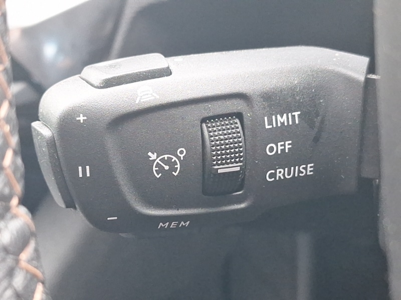 Used Peugeot 3008 2023 for sale - 76656601: Photo 19