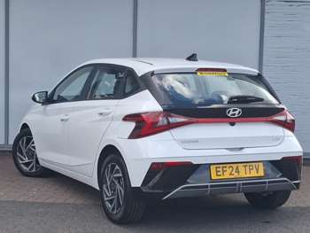 Used Hyundai i20 2024 for sale - 74787116: Photo
