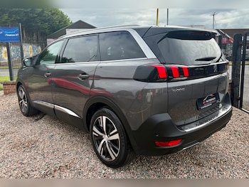 Used Peugeot 5008 2019 for sale - 79577856: Photo