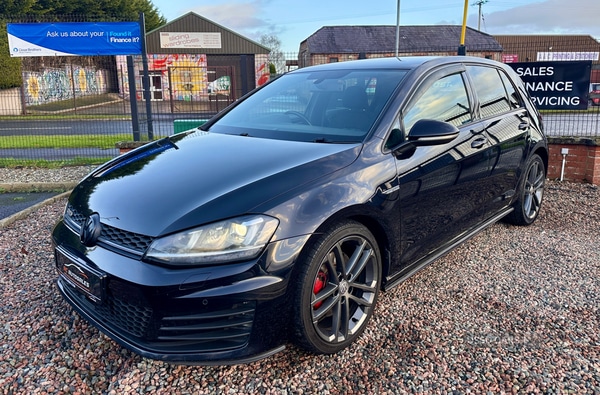 Used Volkswagen Golf 2015 for sale - 77030412: Photo 2