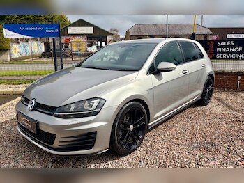Used Volkswagen Golf 2017 for sale - 78128466: Photo