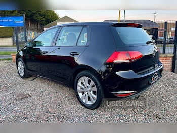 Used Volkswagen Golf 2014 for sale - 77560389: Photo