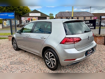 Used Volkswagen Golf 2019 for sale - 78677063: Photo