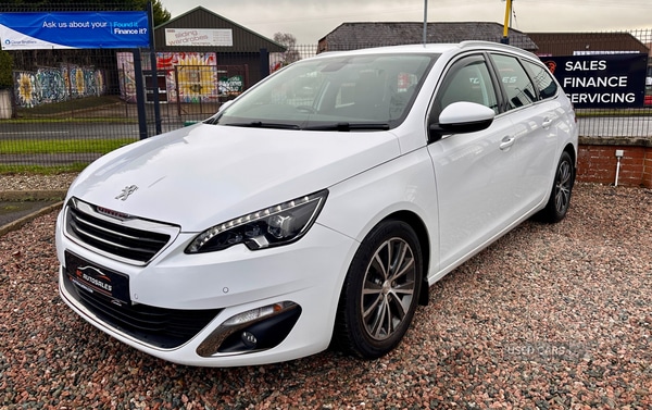 Used Peugeot 308 2017 for sale - 77230926: Photo 2