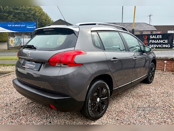 Used Peugeot 2008 2015 for sale - 79085104: Photo
