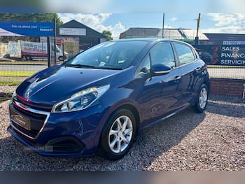 Used Peugeot 208 2016 for sale - 79633471: Photo