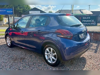 Used Peugeot 208 2016 for sale - 79633471: Photo