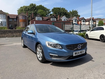 Used Volvo V60 2014 for sale - 79067921: Photo