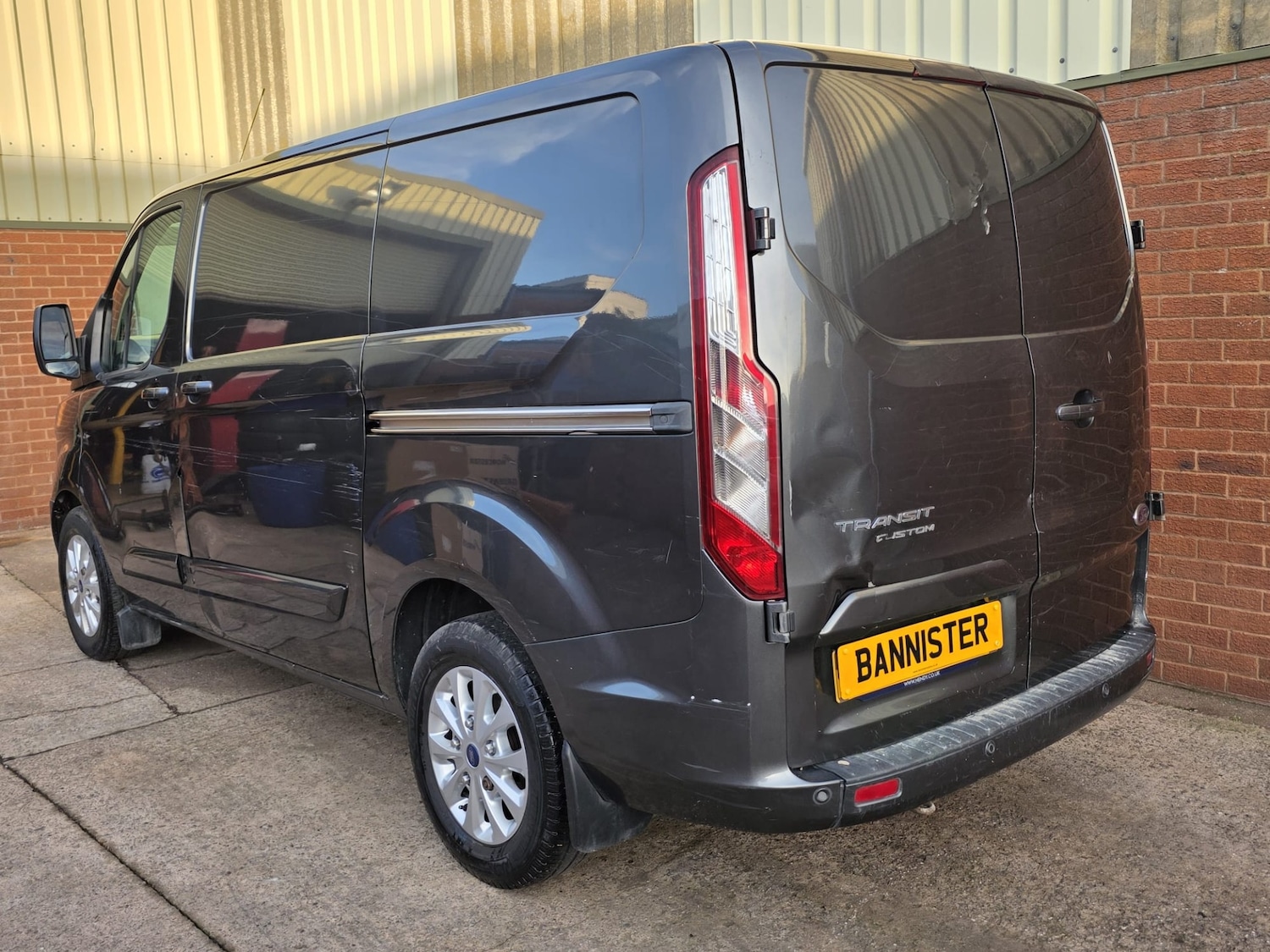 Used Ford Transit Custom 2016 for sale - 76411480: Photo 4