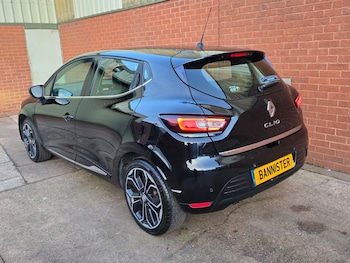 Used Renault Clio 2017 for sale - 76571327: Photo