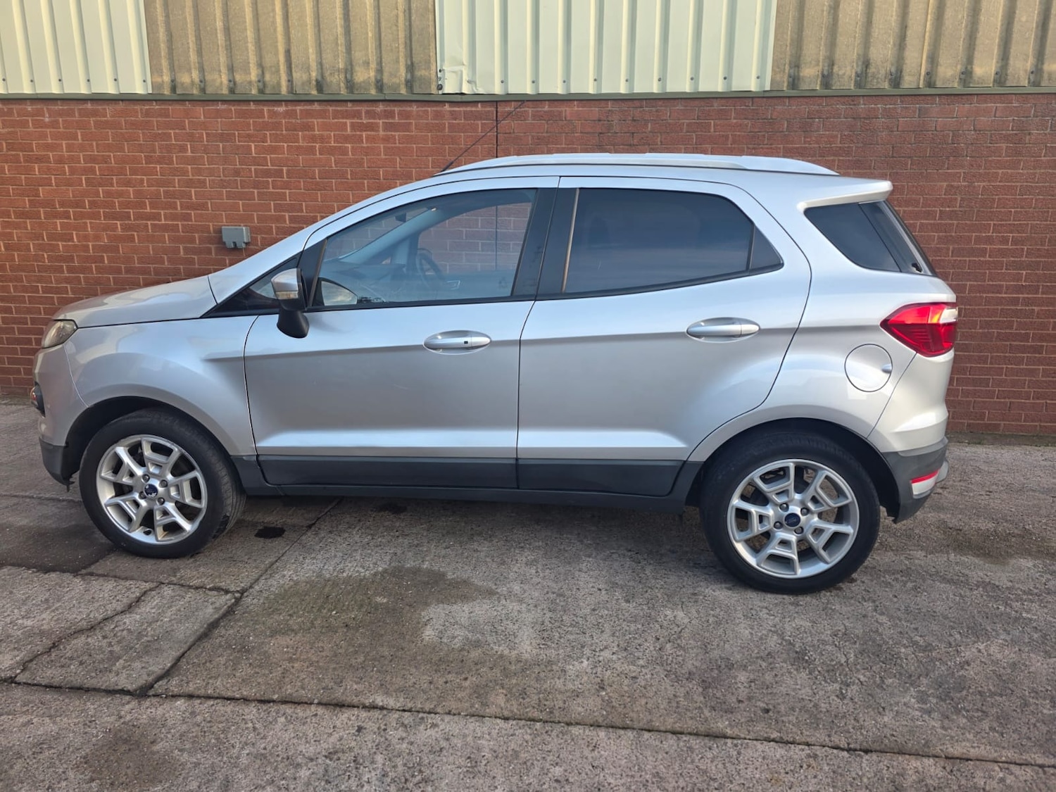 Used Ford Ecosport 2017 for sale - 76662281: Photo 3