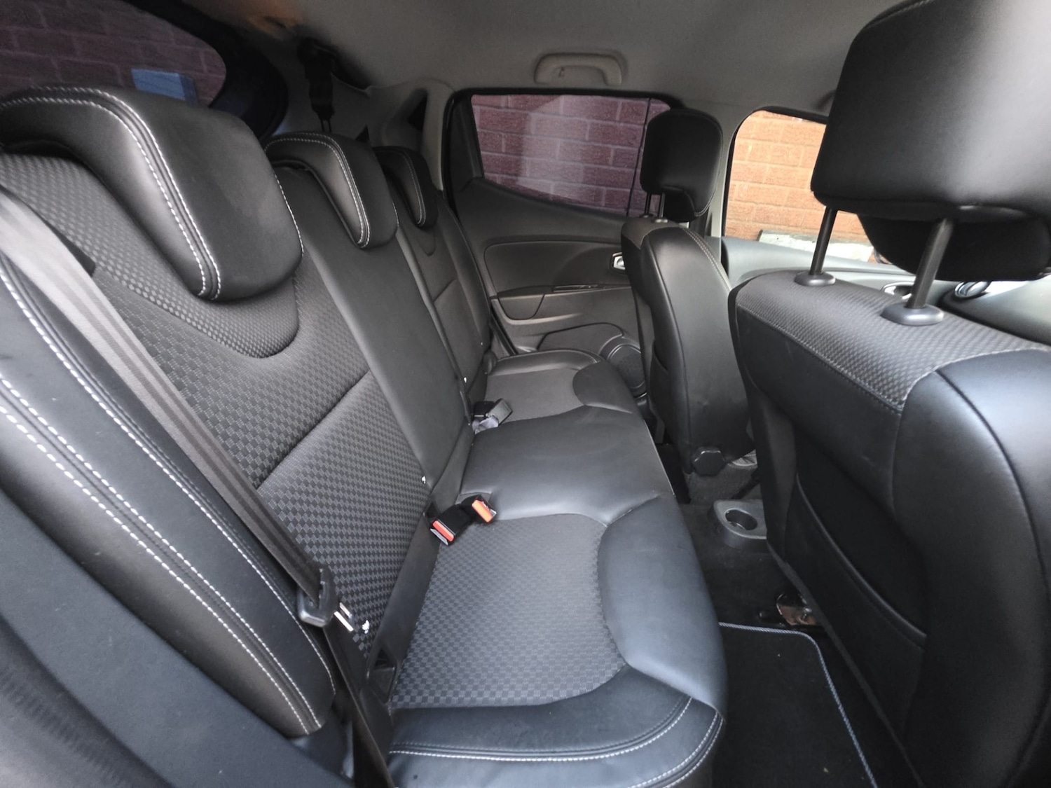 Used Renault Clio 2017 for sale - 76844993: Photo 13