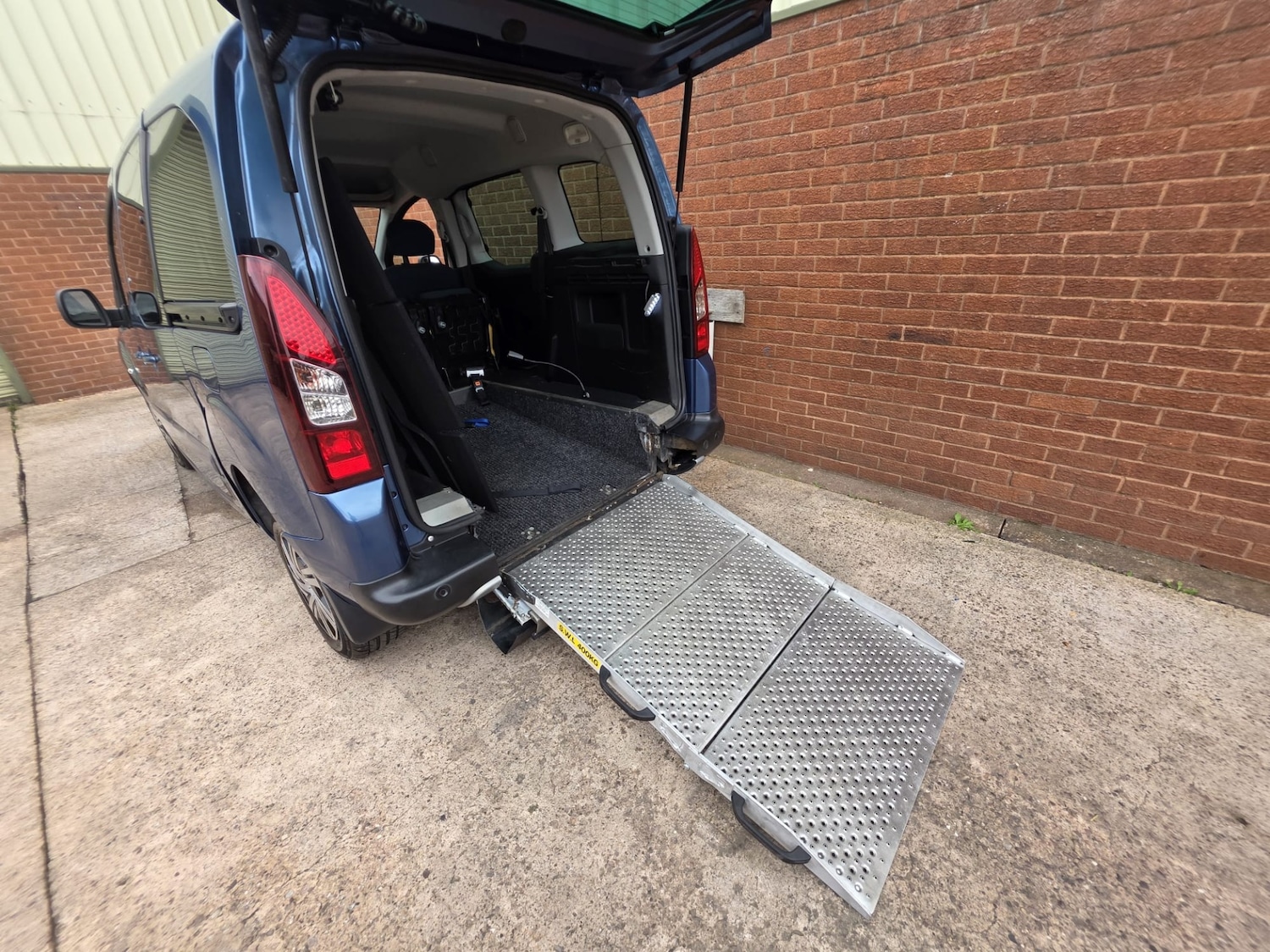 Used Citroen Berlingo 2018 for sale - 76092179: Photo 11