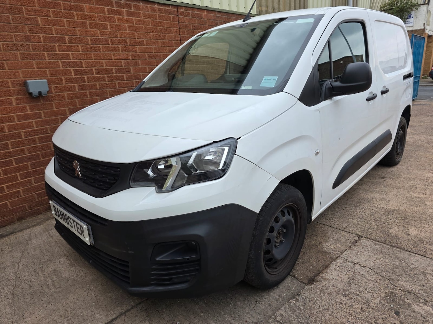 Used Peugeot Partner 2020 for sale - 76092214: Photo 2