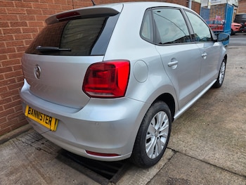 Used Volkswagen Polo 2016 for sale - 76835772: Photo