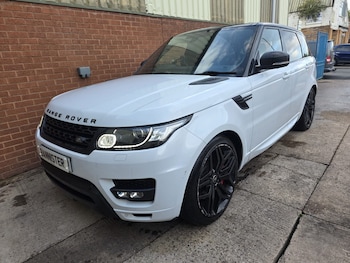 Used Land Rover Range Rover Sport 2017 for sale - 76170399: Photo 2
