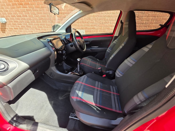 Used Peugeot 108 2015 for sale - 74487799: Photo 8