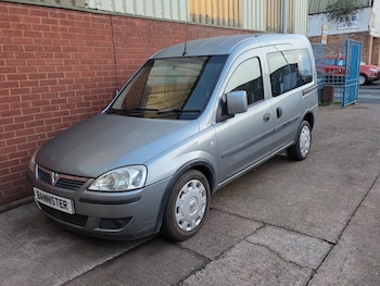 Used Vauxhall Combo 2010 for sale - 76571377: Photo