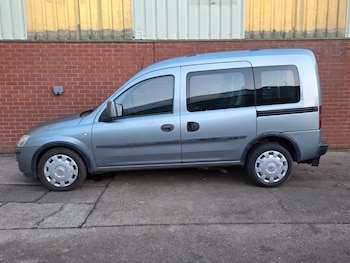 Used Vauxhall Combo 2010 for sale - 76571377: Photo