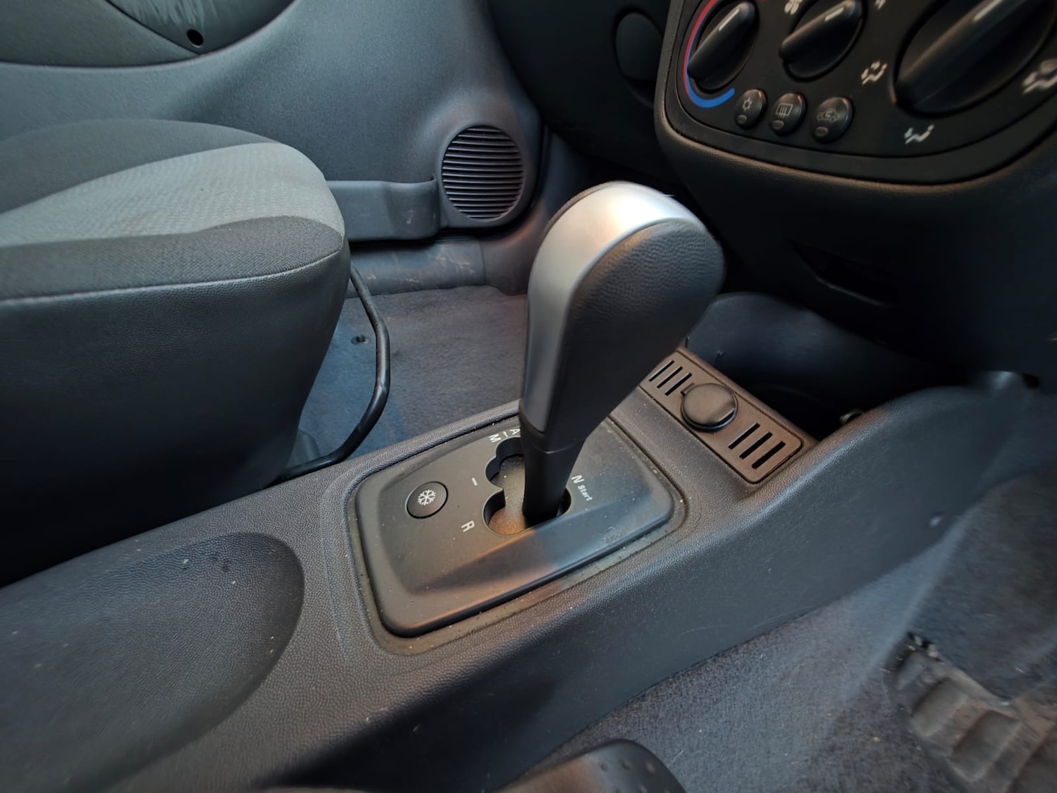 Used Vauxhall Combo 2010 for sale - 76571377: Photo 8