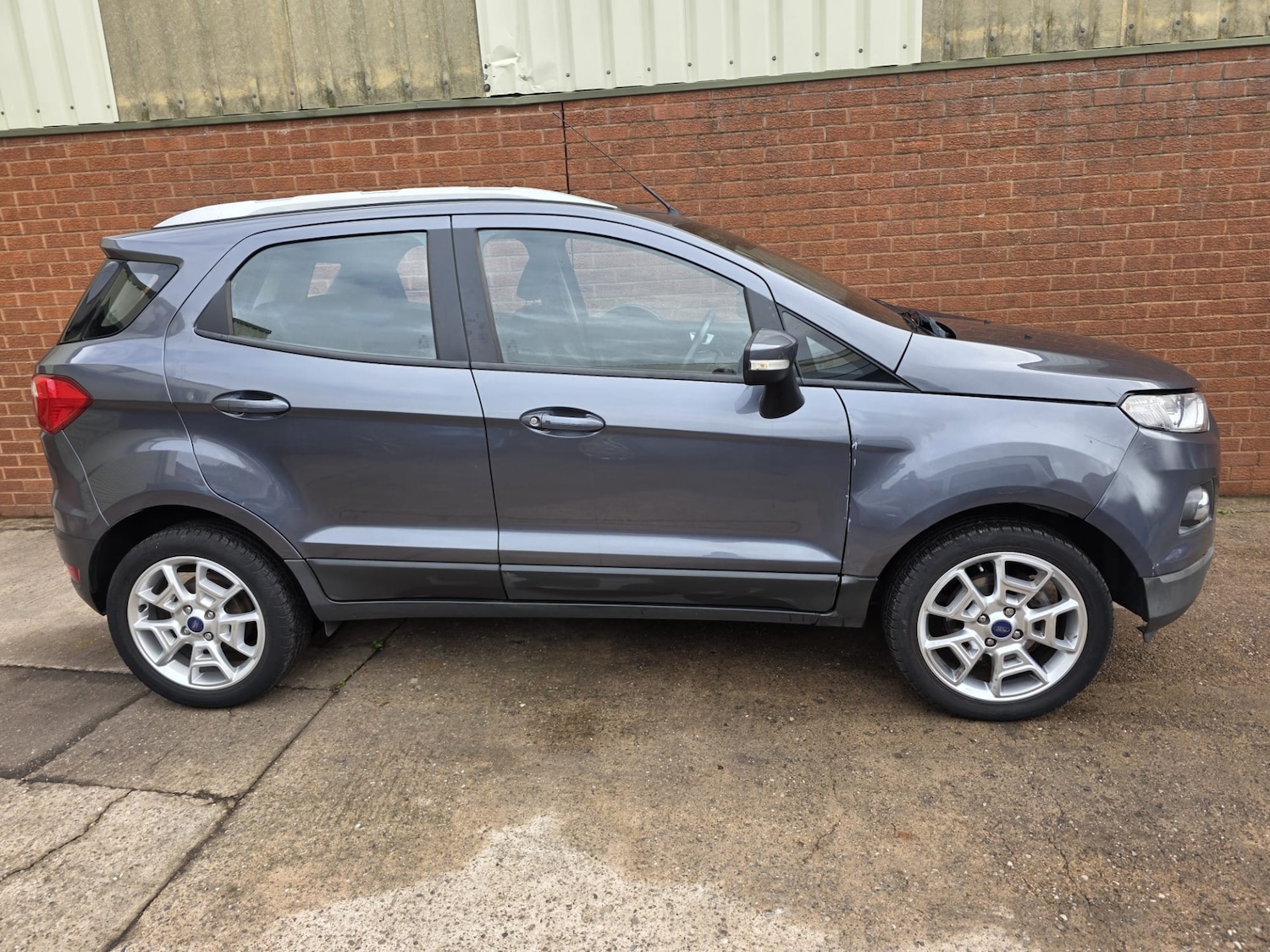 Used Ford Ecosport 2017 for sale - 76426055: Photo 6