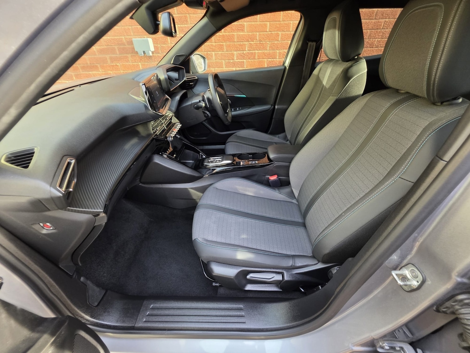 Used Peugeot 2008 2023 for sale - 76860446: Photo 20