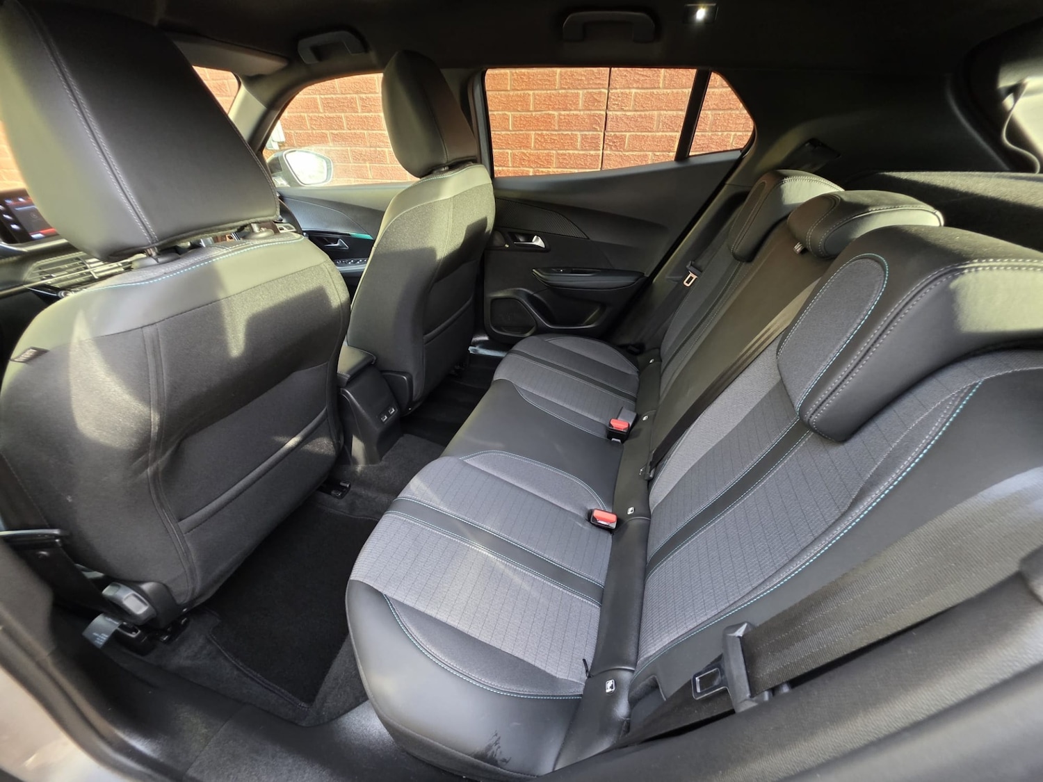 Used Peugeot 2008 2023 for sale - 76860446: Photo 23